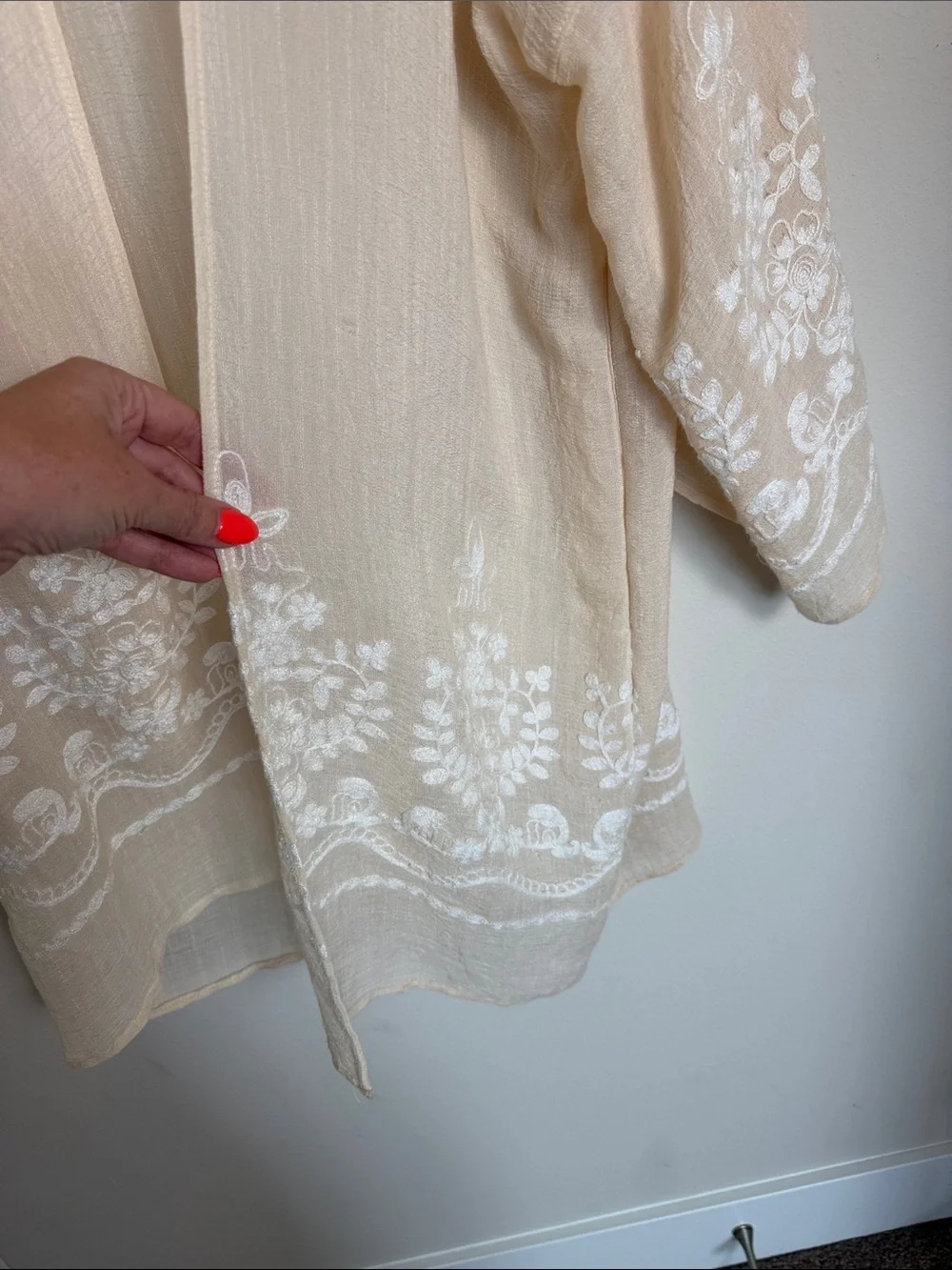 Raj Imports Mimi Floral Cream White Embroidered Kimono Beach Cover Up One Size